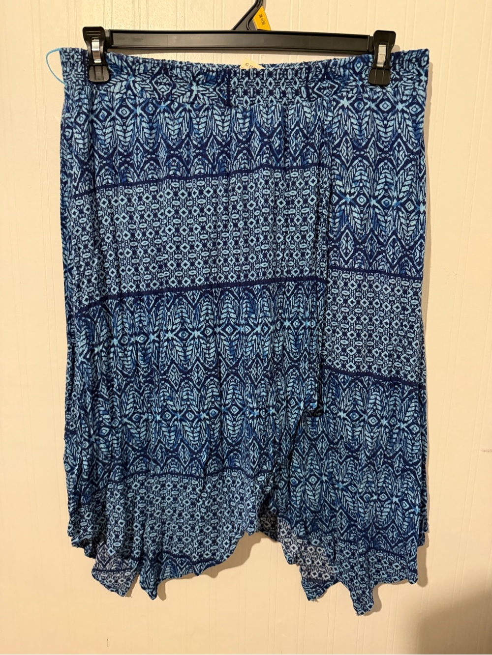 Women’s Blue Patterned Midi Skirt L
